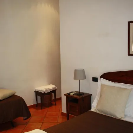 ホステル Art ナポリ